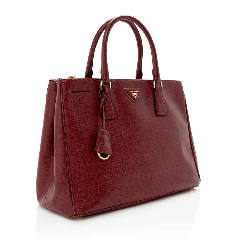 Prada handbags with a patent - leather finish for a shiny and sophisticated appearancePrada Saffiano Leather Lux Double Zip Medium Tote (SHF-16358)