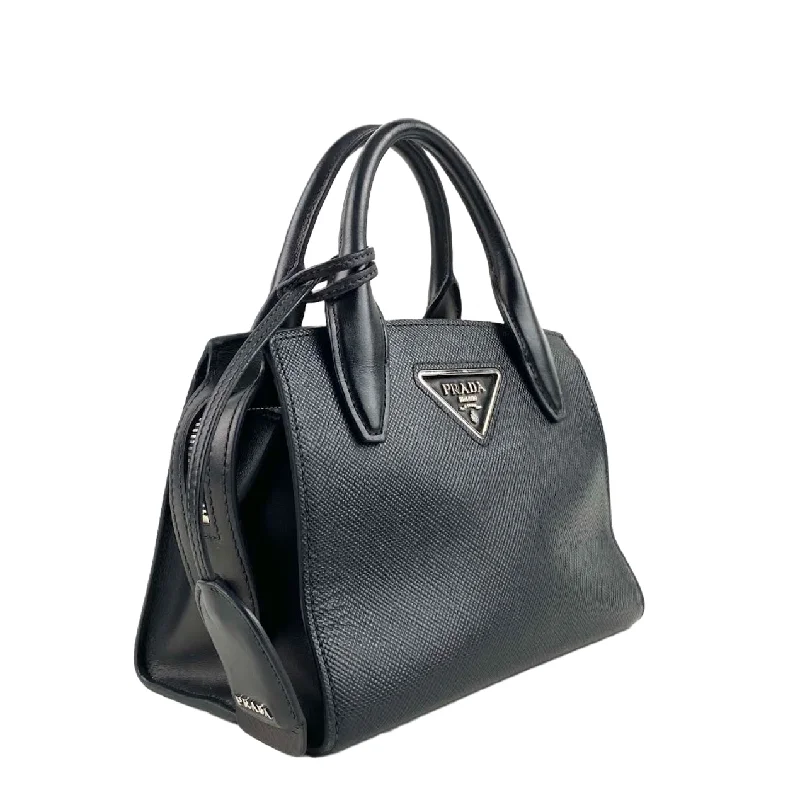 Prada bags with a zippered interior pocket for separating itemsPRADA Saffiano Small Kristen Black - OUTLET FINAL SALE