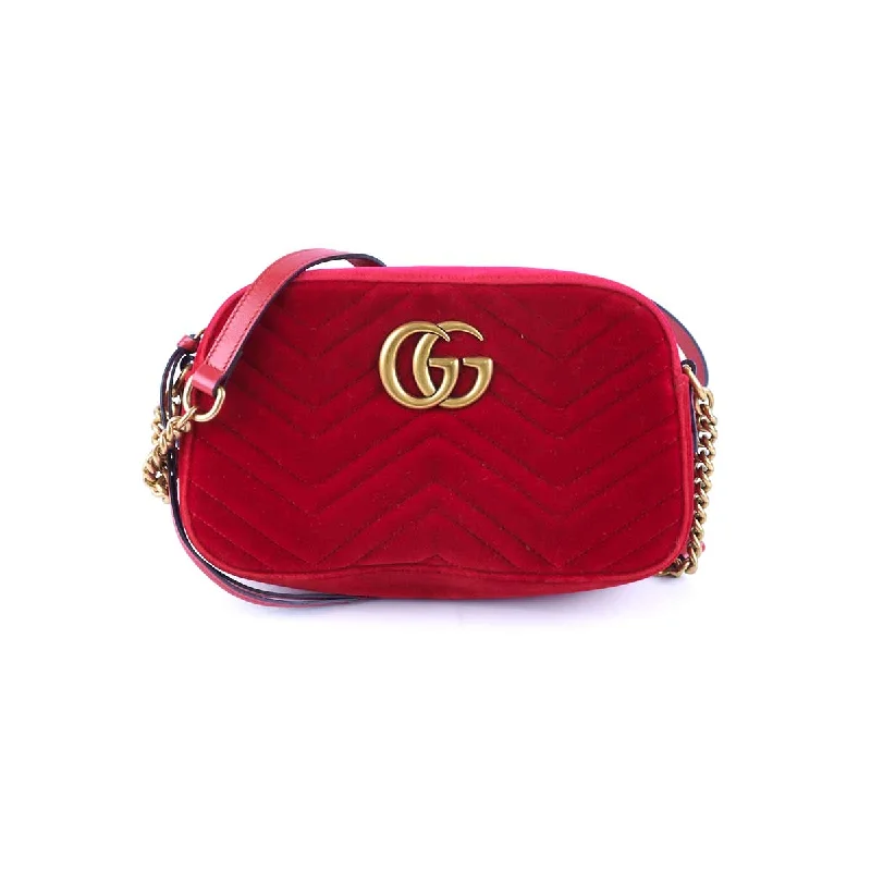 Gucci tote bags for women with a water - resistant coatingGucci tote bags for women with a water - resistant coatingGucci Velvet Small Marmont Camera Bag Red