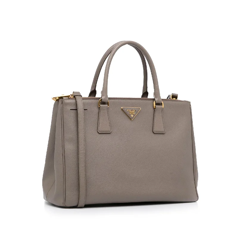 Prada bags with a zippered interior pocket for separating itemsPrada Saffiano Galleria Satchel (SHG-YUDtrH)