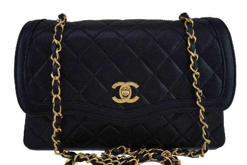 Chanel bags with the perfect balance of luxury and functionalityChanel Black Vintage Quilted Classic 2.55 Flap and Wallet set Bag