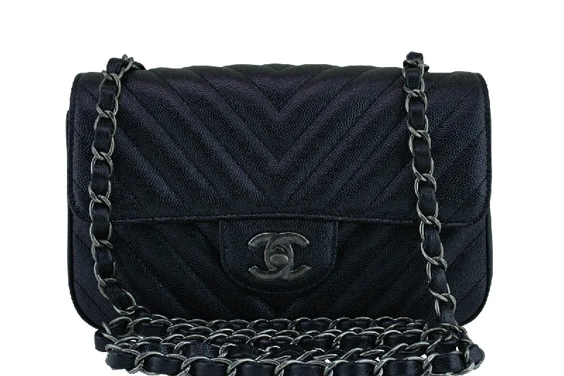 Chanel Medium Tote Bag for Office LadiesNew 17B Chanel Iridescent Black Chevron Caviar Classic Mini 2.55 Flap Bag