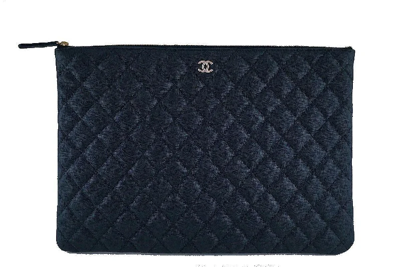 Chanel bags in luxury boutiques worldwideNIB Chanel Black Caviar Classic Quilted Large O Case Clutch Purse Bag GHW